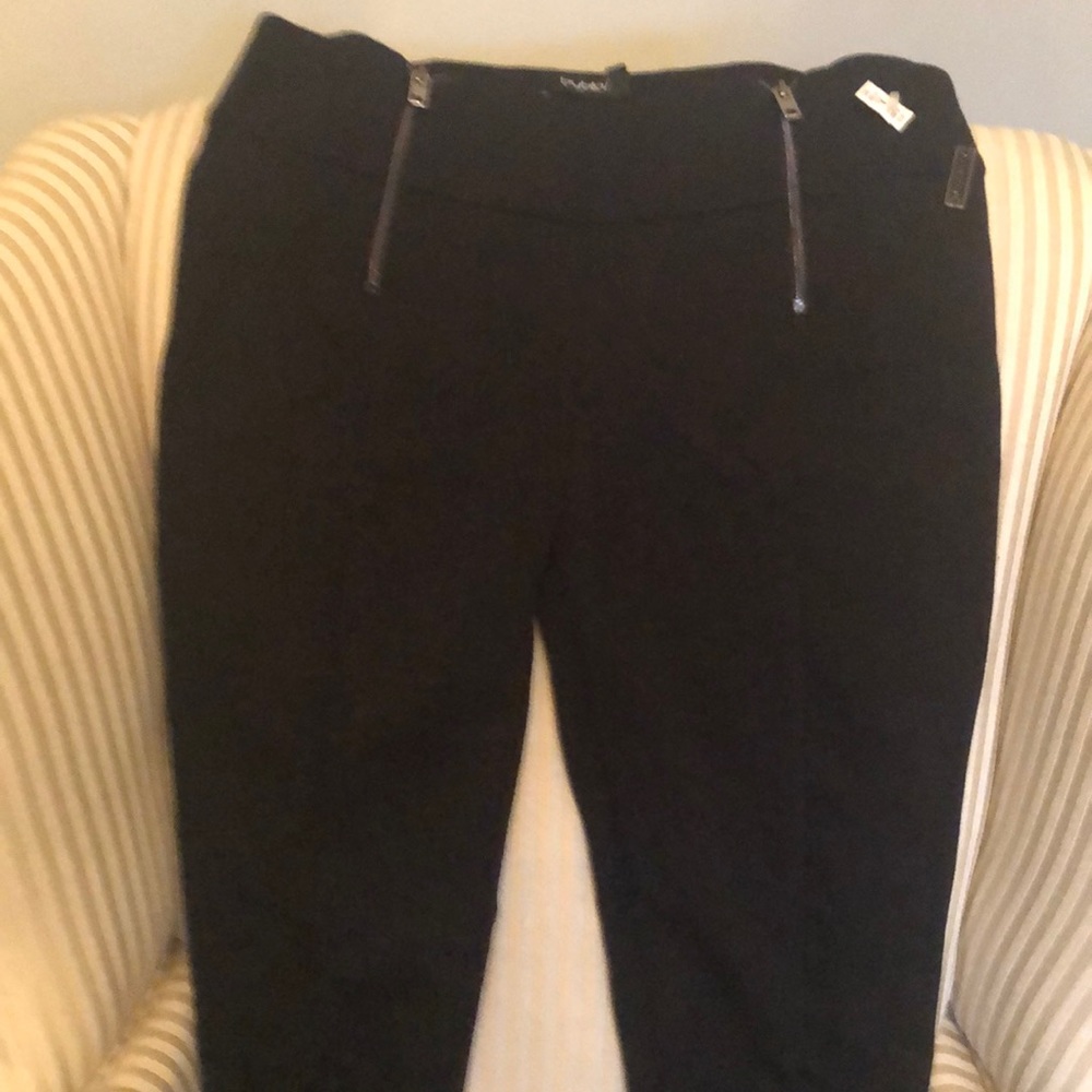 Byblos black casual pants with zippers in front